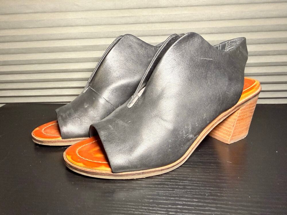 Lucky Brand Leather Mule Heels Womens Size 8 Black Peep Toe Block Heel Slingback